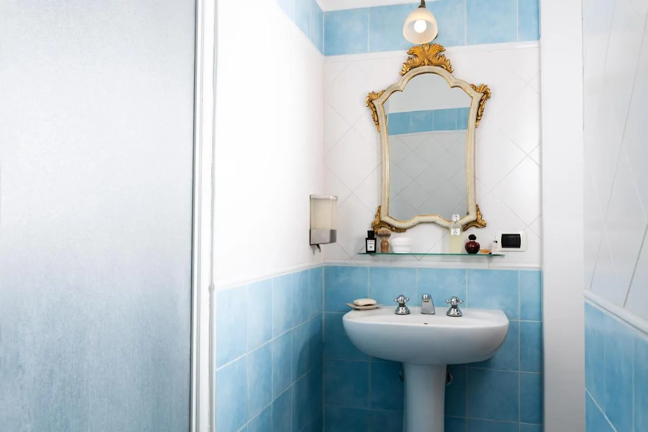 Casa Linnea Rome 0*,