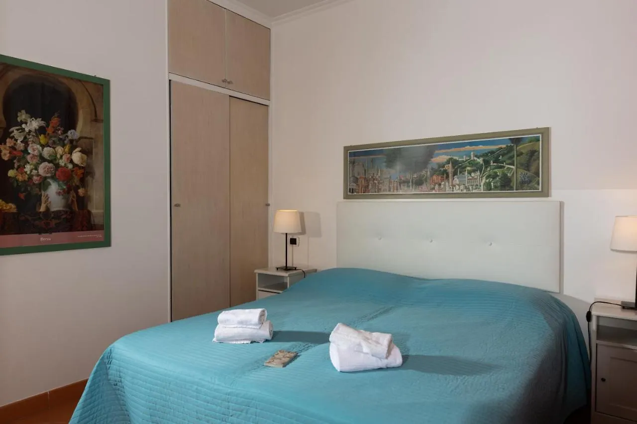 Casa Linnea Rome 0*,  Italy